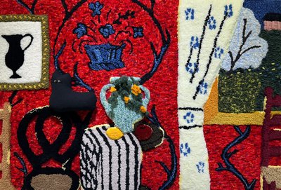 도라, 붉은 방과 검은 고양이