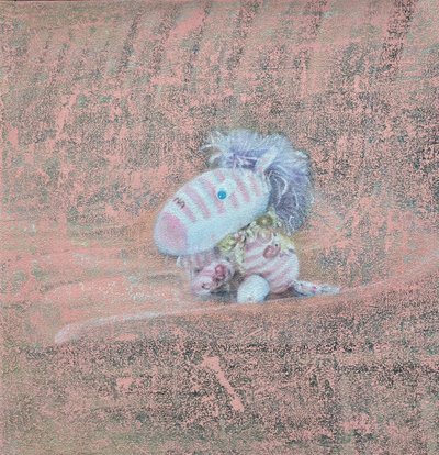 손미량, 애착인형